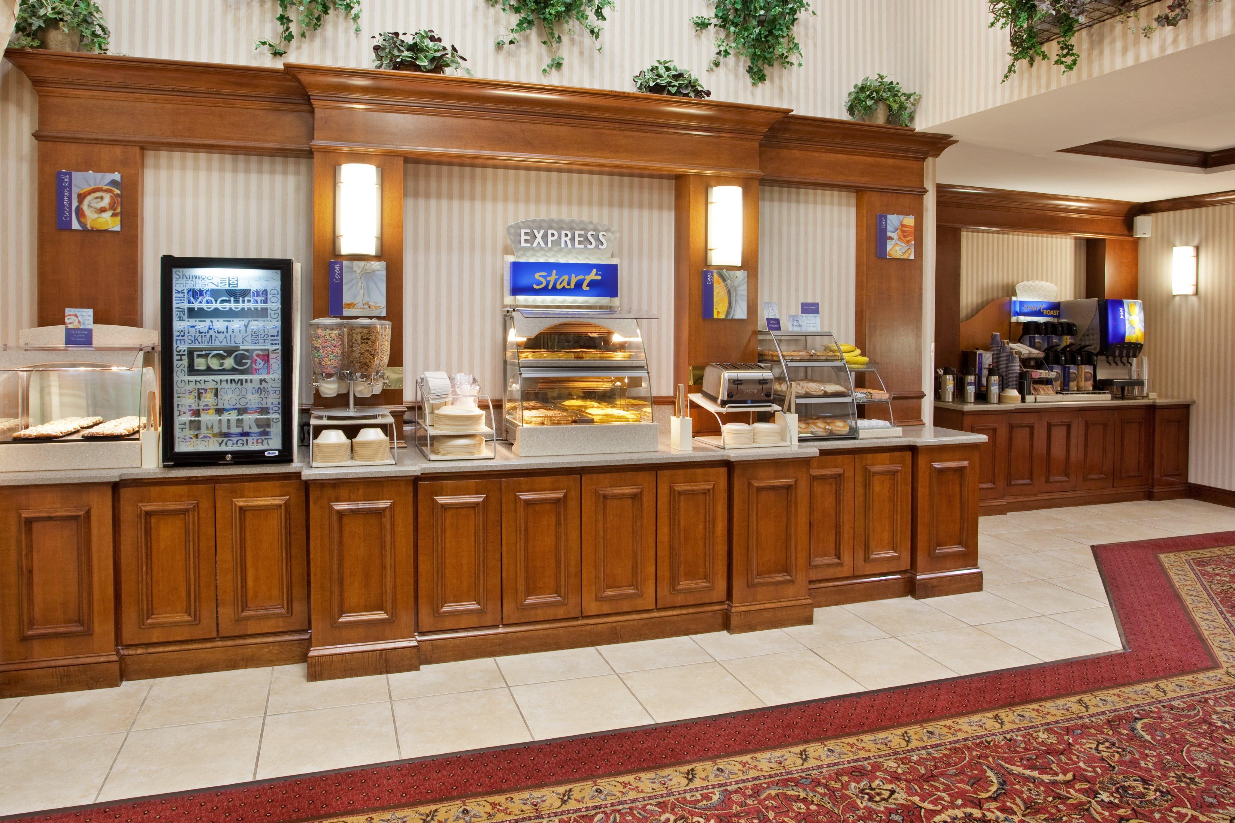 Holiday Inn Express Hotel & Suites Marion By Ihg Dış mekan fotoğraf