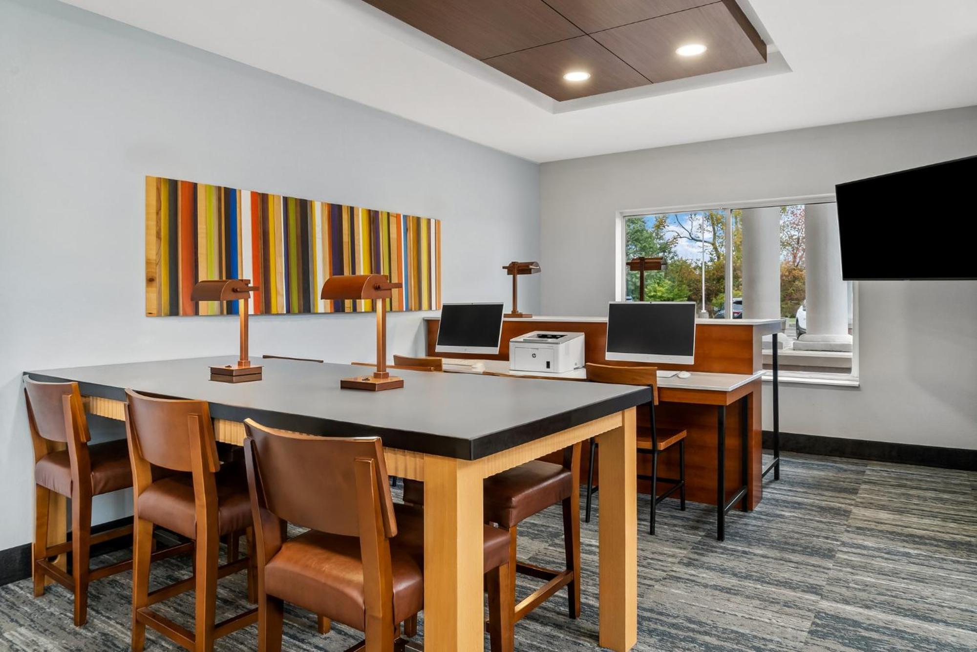 Holiday Inn Express Hotel & Suites Marion By Ihg Dış mekan fotoğraf