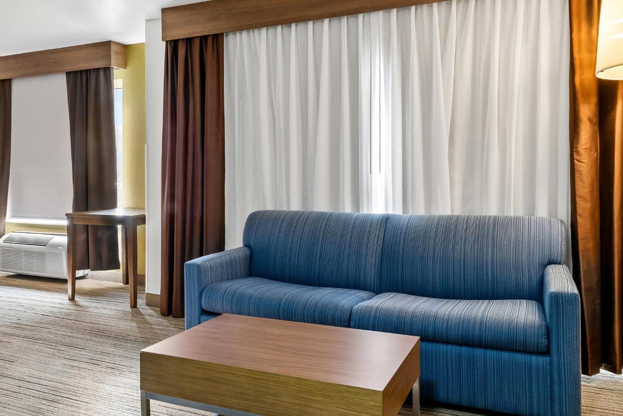 Holiday Inn Express Hotel & Suites Marion By Ihg Dış mekan fotoğraf