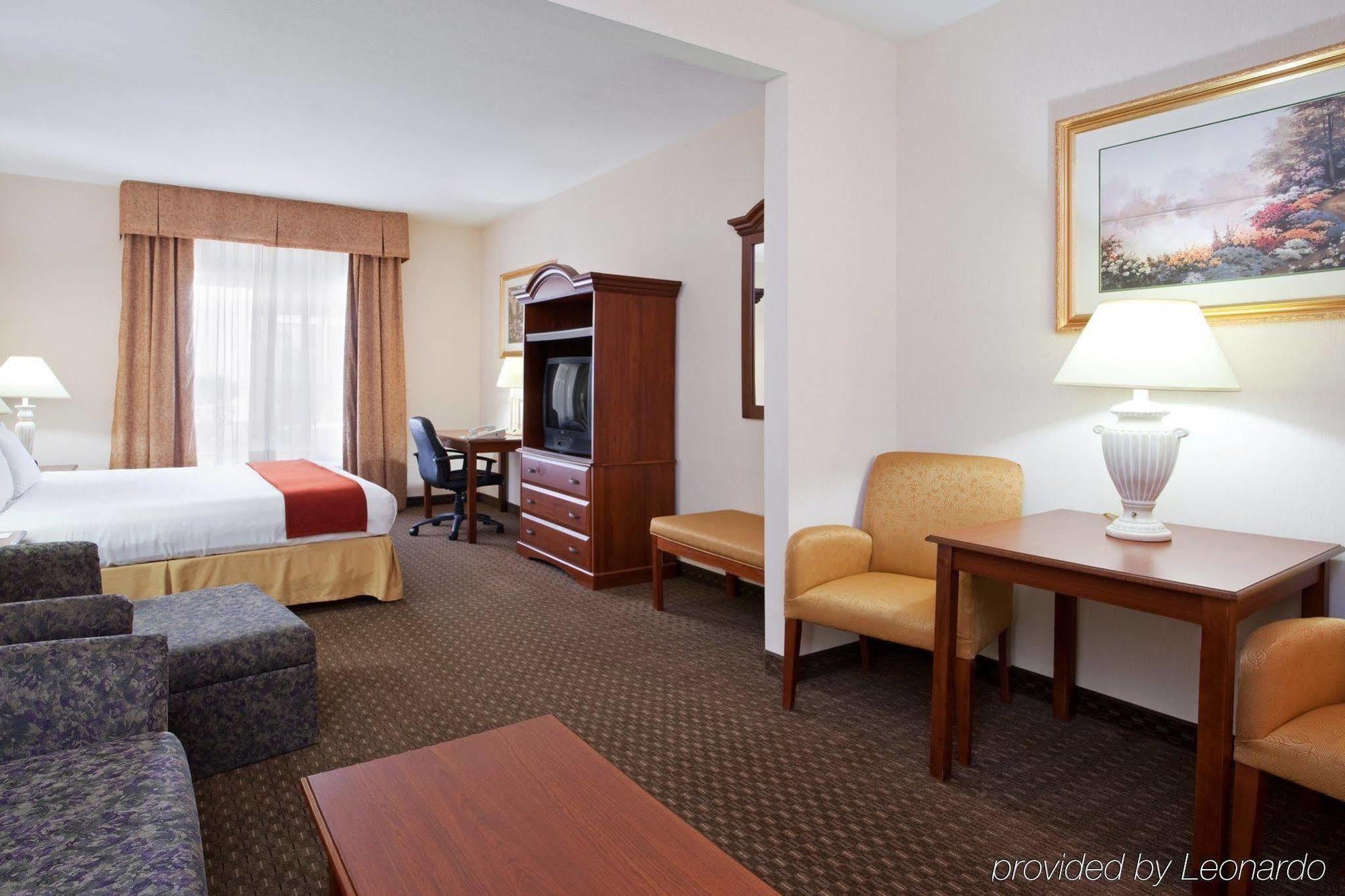 Holiday Inn Express Hotel & Suites Marion By Ihg Dış mekan fotoğraf